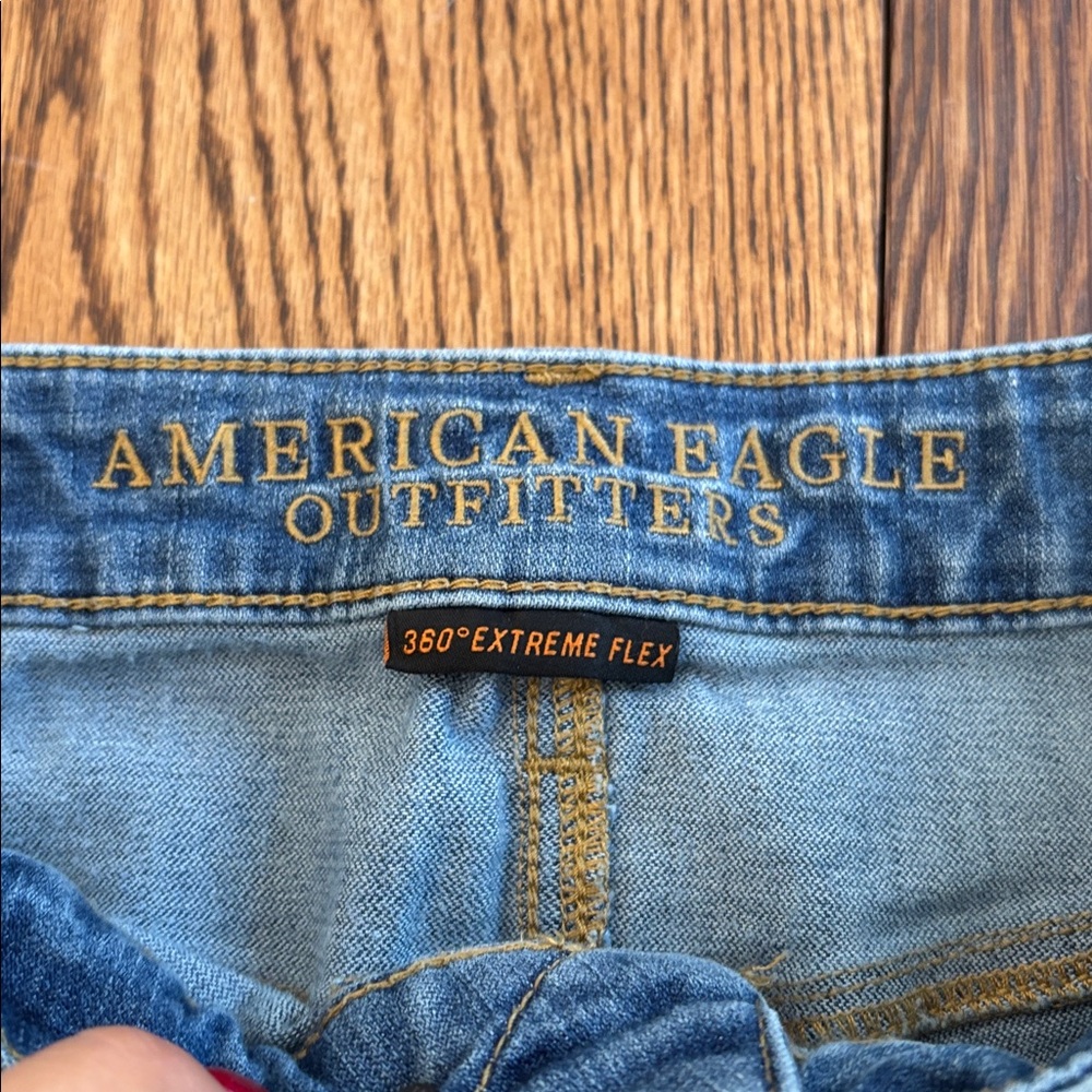 American Eagle Outfitters Light Blue Distressed Jean Shorts - Picture 2 of 4